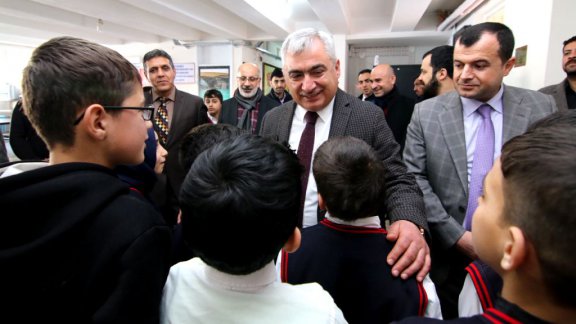 Diyarbakır İl Milli Eğitim Müdürü Hasan ASLAN'ın okul ziyaretleri devam ediyor.