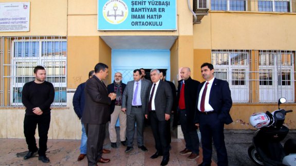 Diyarbakır İl Milli Eğitim Müdürü Hasan ASLAN'ın okul ziyaretleri devam ediyor.