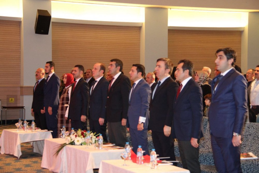 Milli Eğitim Müdürleri 5 Günlük Kampta Hem Çalıştı Hem De Moral Depoladılar.