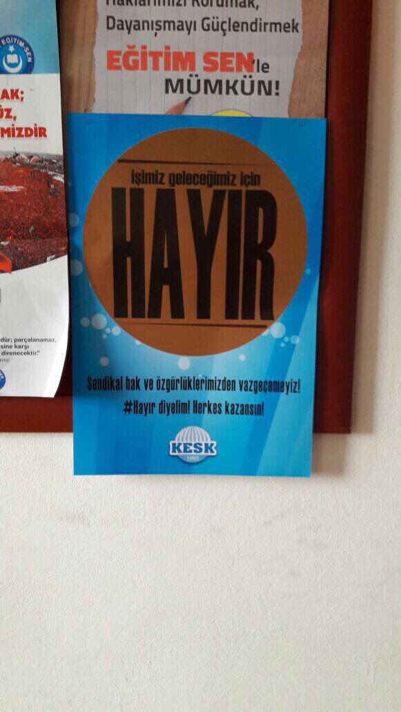 Eğitim-Sen'den Okullara 'Hayır' Afişi