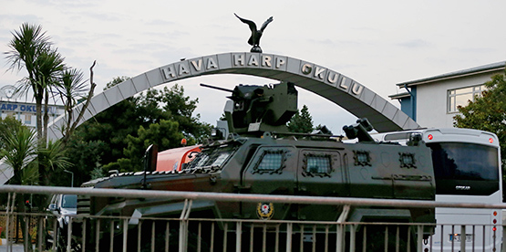 Darbe girişiminde FETÖ'yü işaret eden deliller