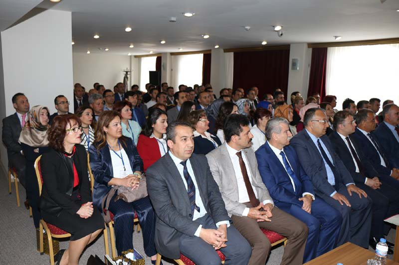 “81 İl 81 Öğretmen” projesi Sivas programı başladı