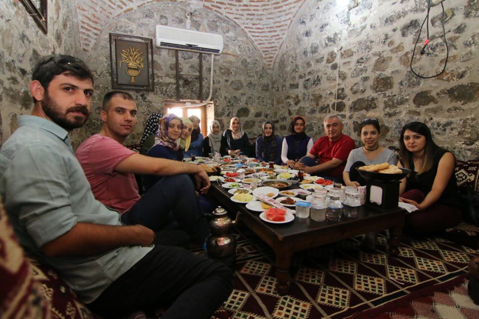 Diyarbakır'da Aday Öğretmenlere Şehir Tanıtımı