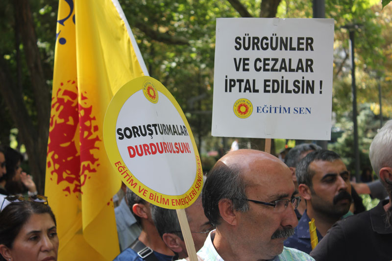 Eğitim-Sen'den İhraç ve Sürgün Açıklaması