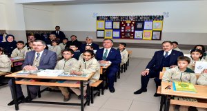 Bakan Yılmaz ve Bakan Eroğlu Fidan Dikti