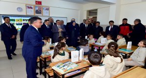 Bakan Yılmaz ve Bakan Eroğlu Fidan Dikti