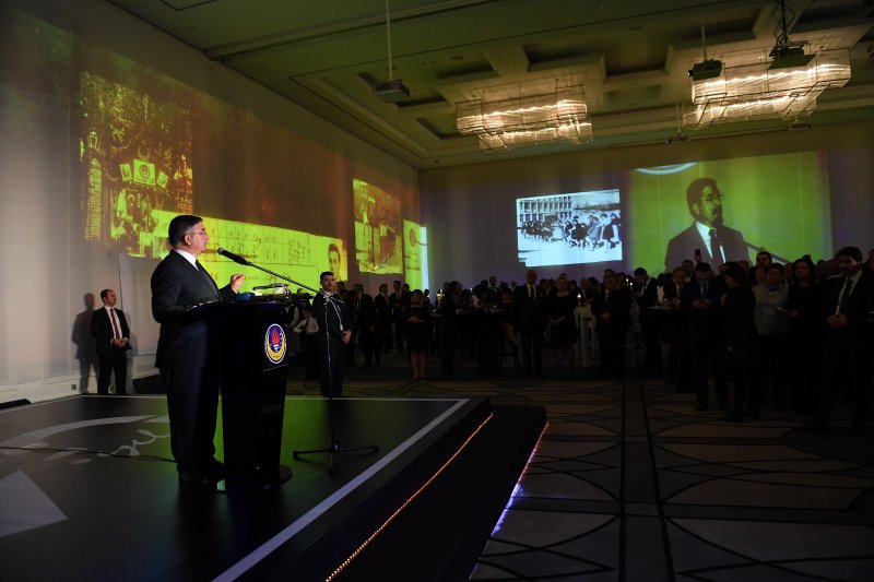 Bakan Yılmaz: Öğrencilerimize tablet yerine klavyeli bilgisayarlar dağıtmayı planlıyoruz