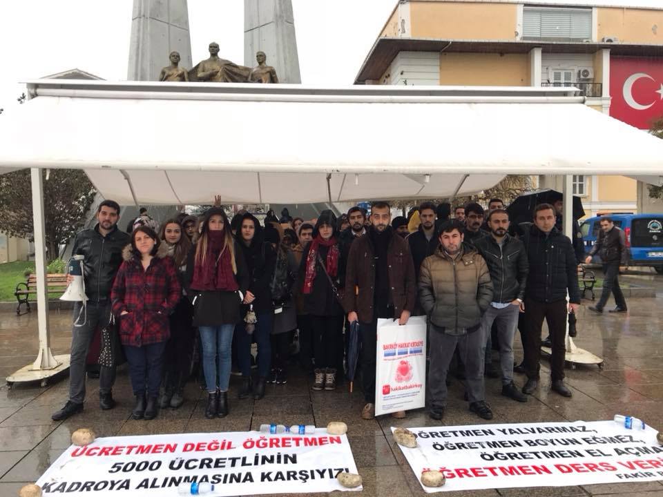 Atama Bekleyen Öğretmenler Basın Açıklaması Yapıyor. #ÖğretmenlerBakırköyde