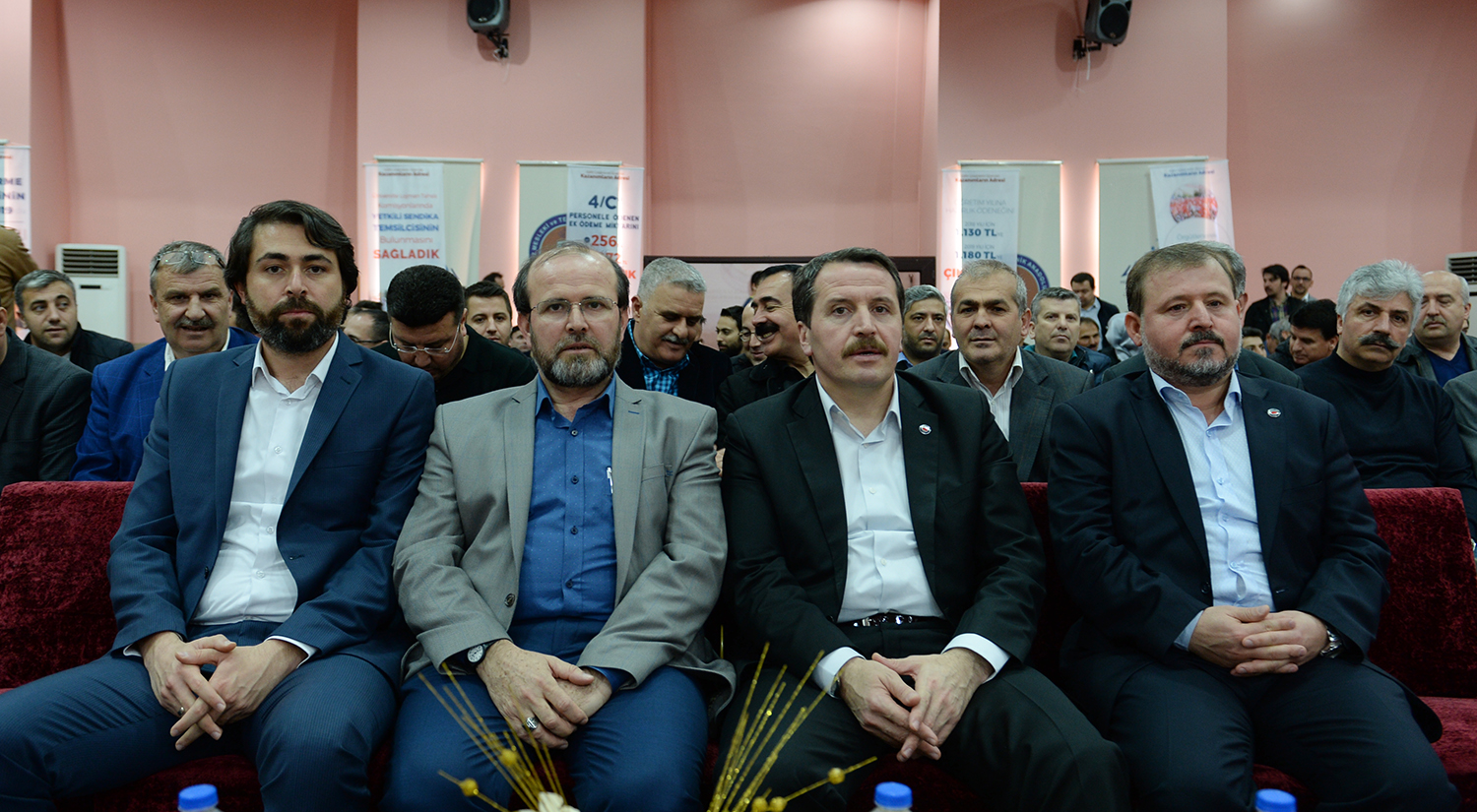 Öğrencinin öğretmene parmak salladığı bir sistemle yol alamayız