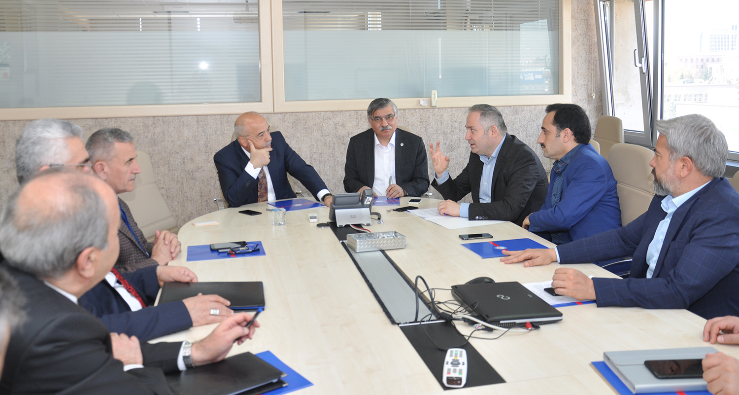 Eğitim-Bir-Sen'den Öğretmenler Adına Önemli Talepler