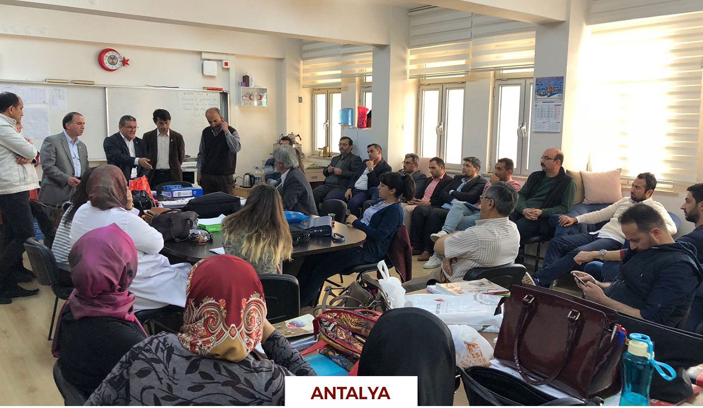 "Performans değerlendirme taslağına hayır diyor, şiddete karşı yasal düzenleme istiyoruz"