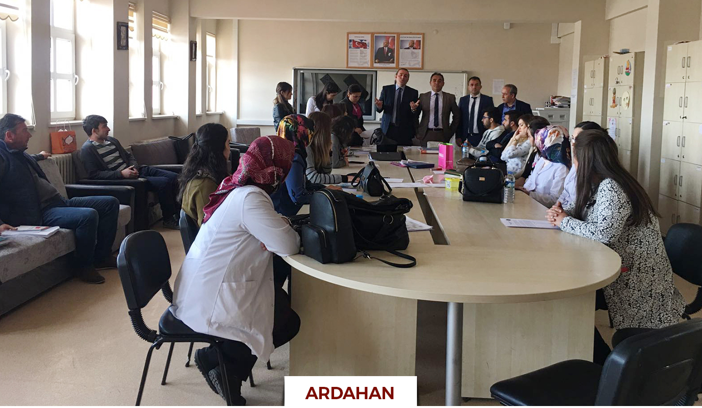 "Performans değerlendirme taslağına hayır diyor, şiddete karşı yasal düzenleme istiyoruz"