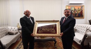 Bakan Yılmaz, KKTC Millî Eğitim ve Kültür Bakanı Özyiğit ile bir araya geldi