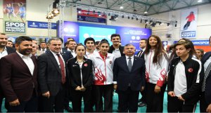 Milli Eğitim Bakanı İsmet Yılmaz'dan Açıklamalar