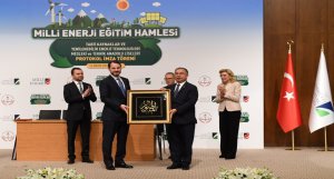 "Eğitimin her kademesinde yatırımlar yaptık"