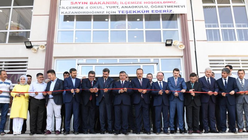 Milli Eğitim Bakanı İsmet Yılmaz'dan Açıklamalar