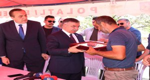 Bakan Yılmaz, Eylül´ün ailesine taziye ziyaretinde bulundu