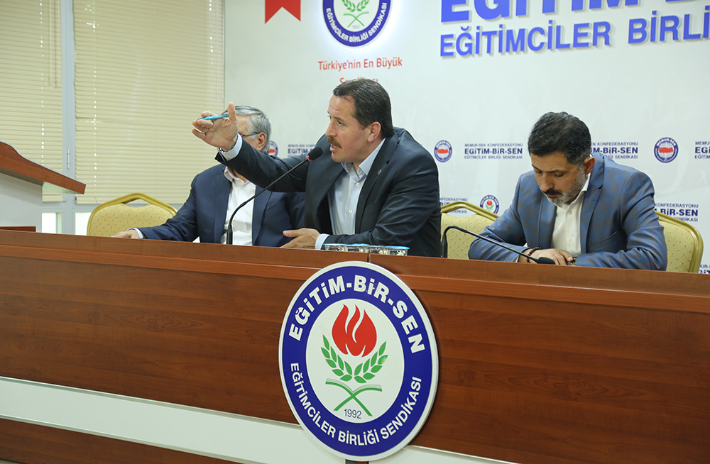 EBS: ''Sözleşmeli Öğretmenlerin Sorunlarını Dinledik''