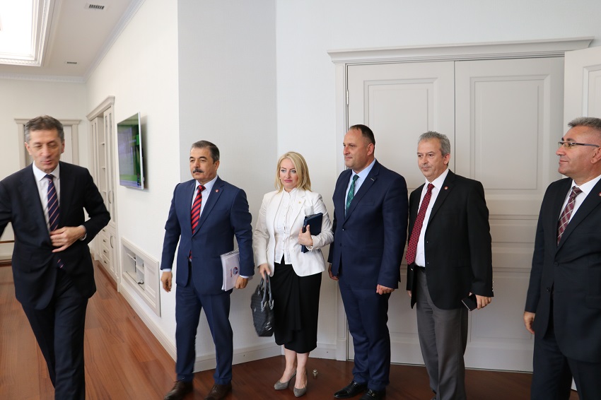 EĞİTİM İŞ’TEN MİLLİ EĞİTİM BAKANINA ZİYARET