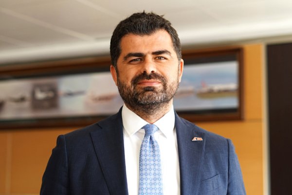 THY 2100 Kabin Memuru Alacak