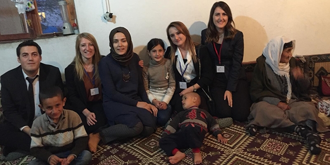 Bakan Selçuk'tan Öğrenciye ''Geçmiş Olsun'' Telefonu