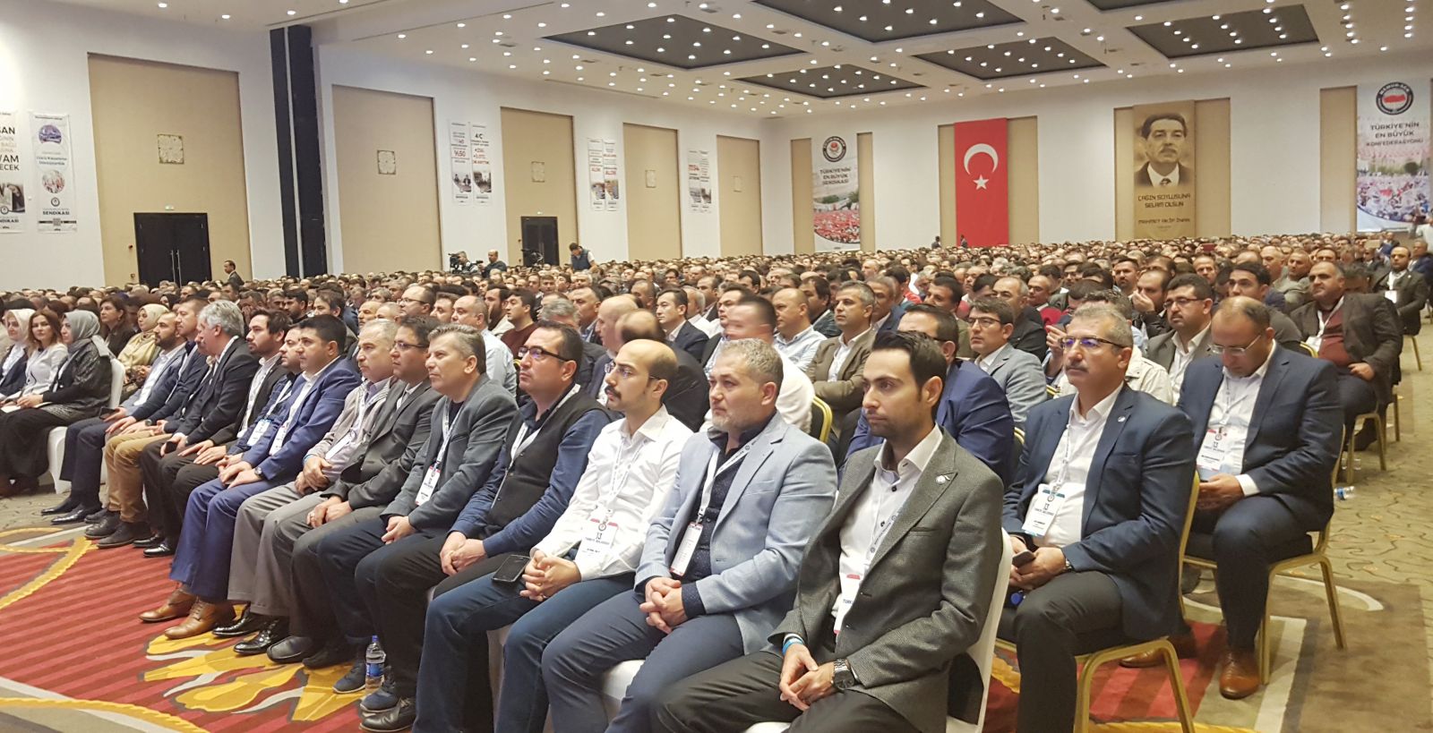 Toplu Sözleşme Masasına Yetkili Olmayan Sendikalar Oturmamalı