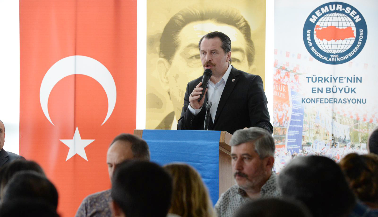 Bir an önce yapılması gereken işler, çözülmesi gereken sorunlar var