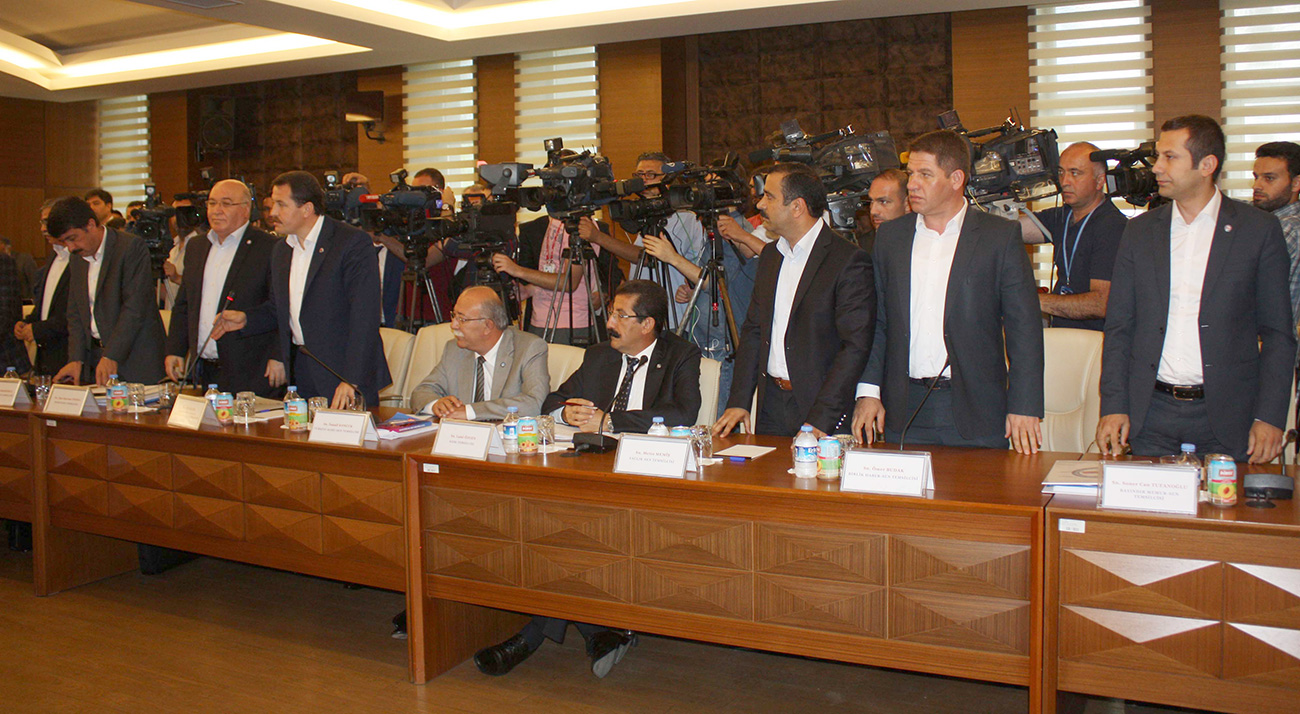 Ahlakın Asgari Şartı Tutarlılıktır