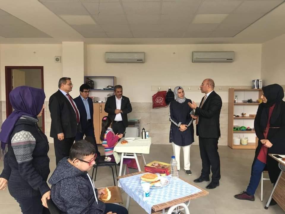 Eğitim Bir Sen Şube Başkanı Okulları Denetime çıktı