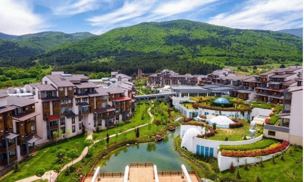 Sendikacılar Lüks Tatil Köyünde Buluştu