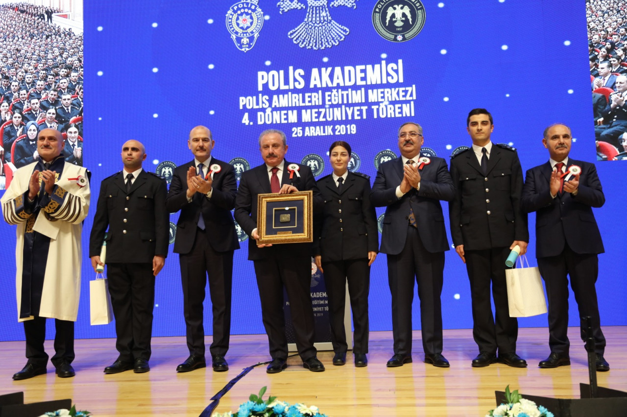 İhraç edilen personel sayısı 30 bin 441...