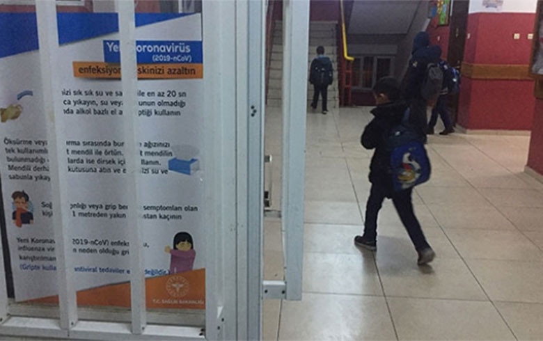 Okullarda koronavirüs uyarısı! 81 il ve ilçelerdeki okullara gönderildi