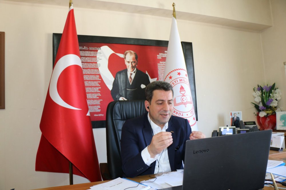 İl Milli Eğitim Müdüründen Vefa Sosyal Destek Gruplarında Görev Alan Öğretmenlere Teşekkür