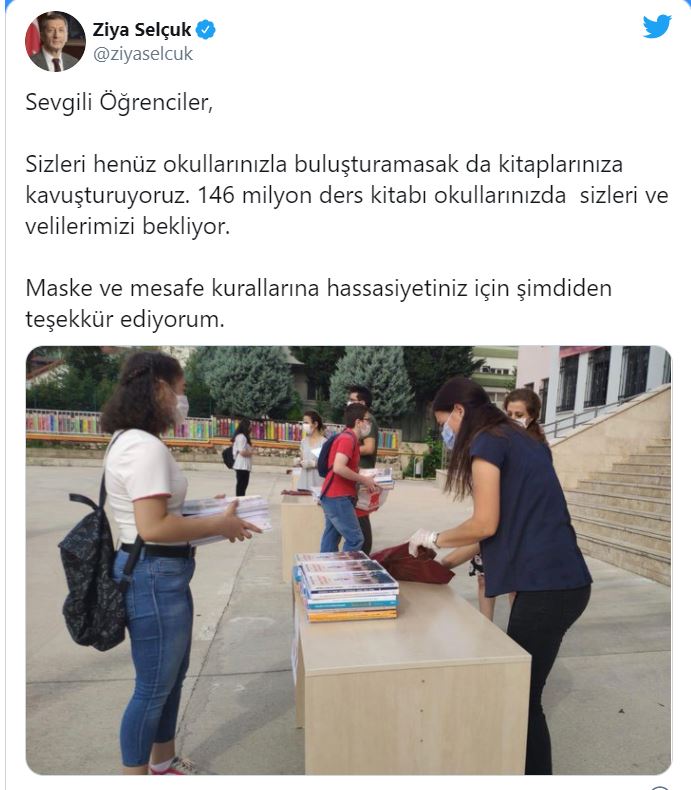 Bakan Ziya Selçuk'tan 'ücretsiz ders kitapları' açıklaması