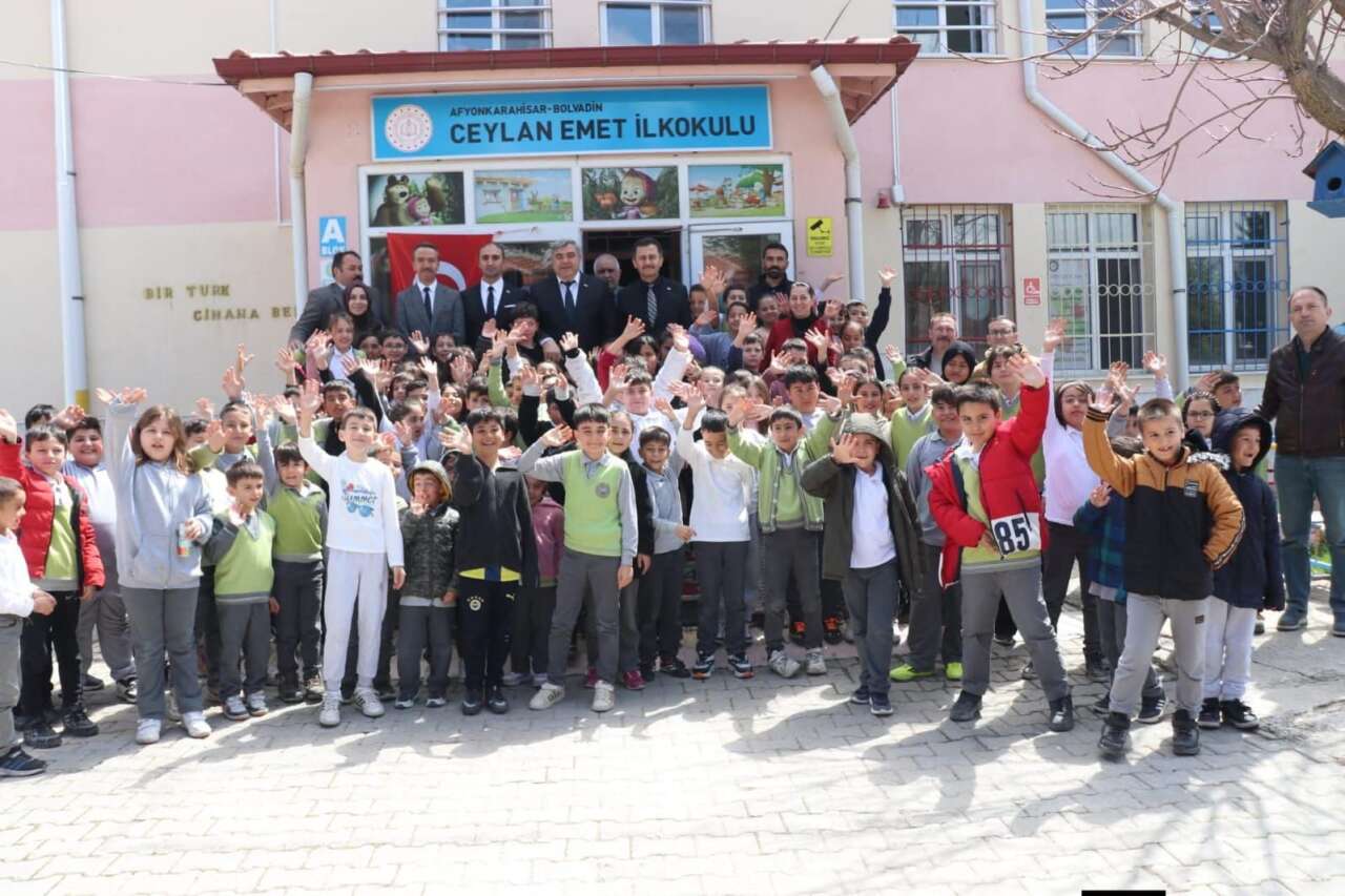 9f98b45b-83c4-483e-bde8-2b9a9b941fb9-7b37689b-19bd-43df-af1f-fd0f19210fc3