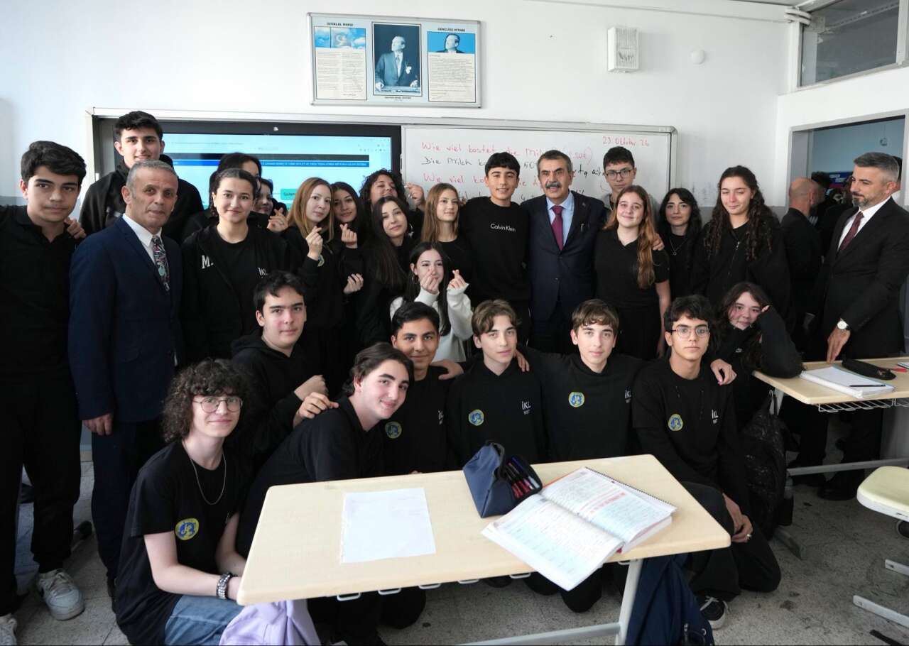 bakan-tekin
